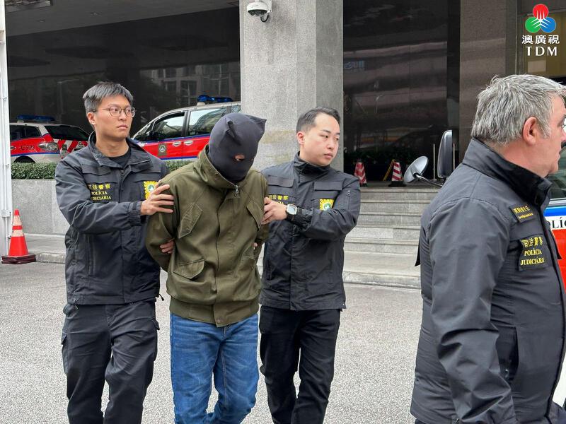 澳廣視新聞｜Man suspected of smuggling heroin with body packing arrested at ...